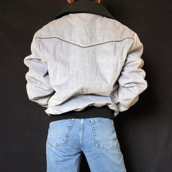 CORDUROY Vintage Jacket - Picture 3 of 4